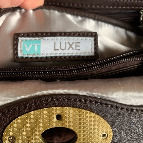 Sexy brown purse with gold hardware NWOT. VTLUXE - Picture 7 of 9